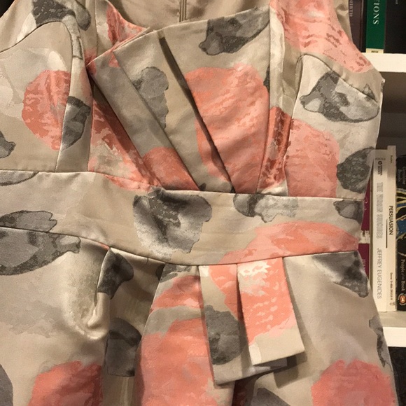 Pink and Gray Architectural Dress - Picture 2 of 4